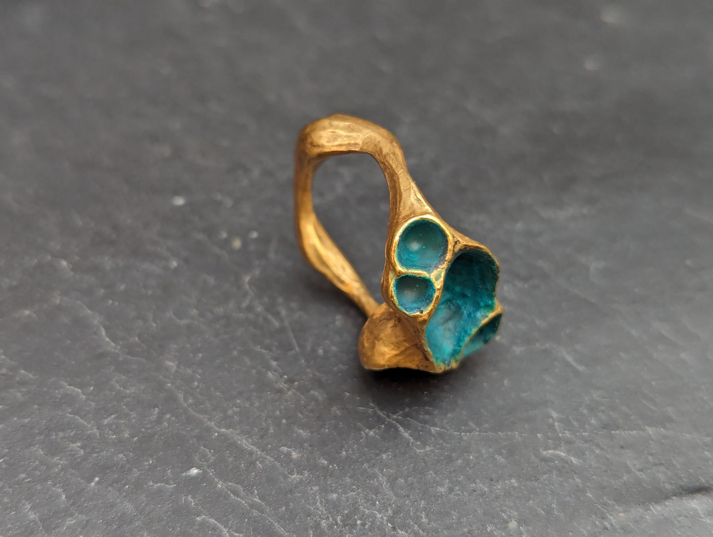 'Artefact' Statement ring in gold.-Beca Beeby