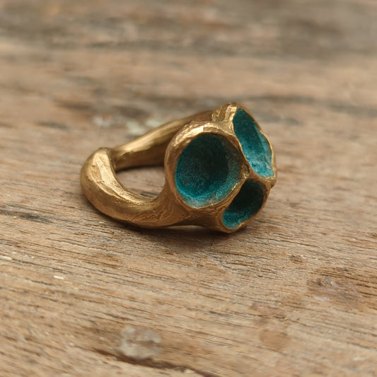 'Artefact' Statement ring Bronze with Turquoise patina. 7.-Beca Beeby