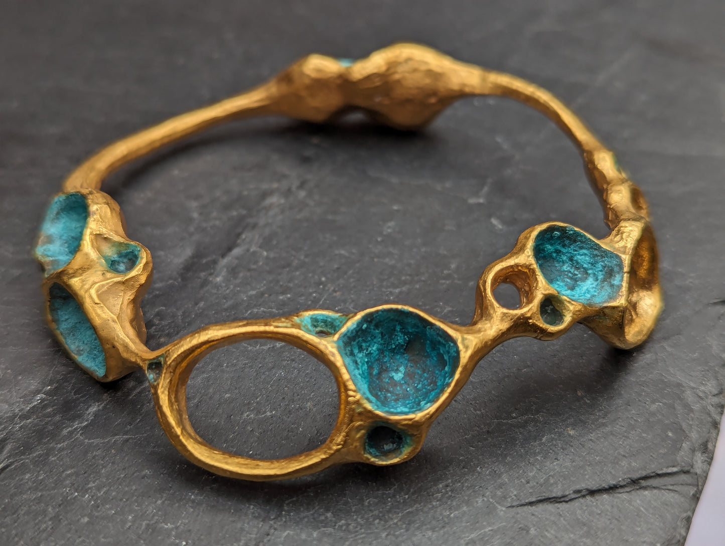 Artefact Bangle in gold-Beca Beeby