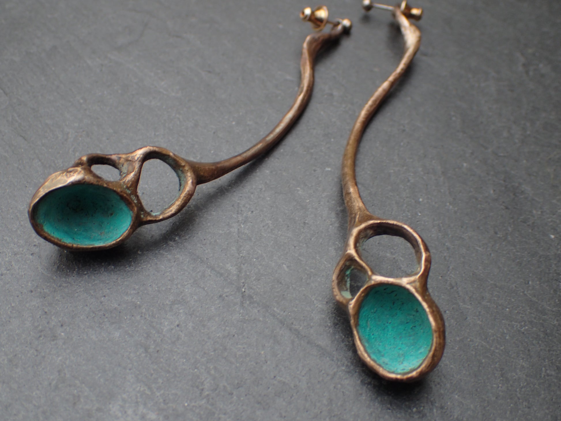 'Artefact' long earrings Bronze with Turquiose patina.-Beca Beeby